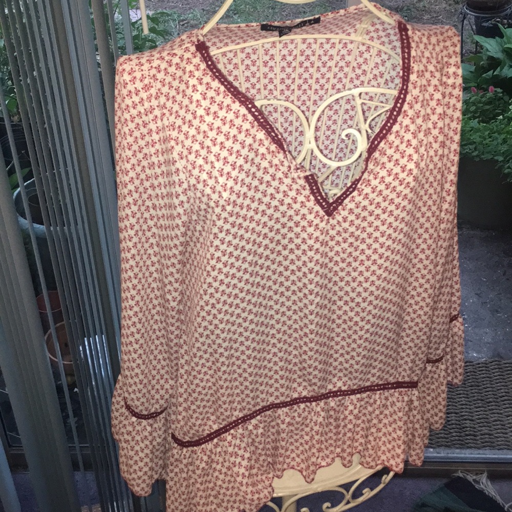 Living doll women's top✨